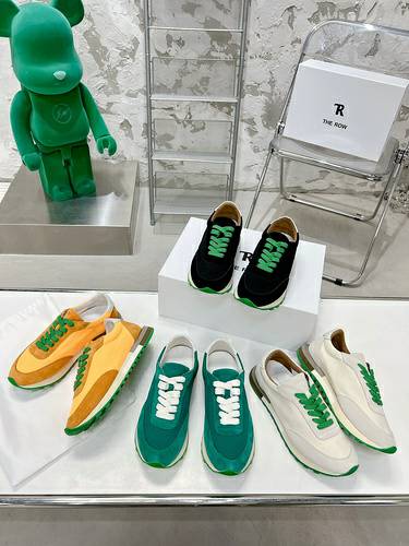 Picture of The Row Shoes Women _SKUfw128709836fw